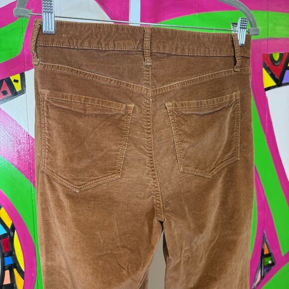 Old Navy, Rockstar Super Skinny High Rise Pants. Size 8. In excellent condition! - Picture 4 of 6